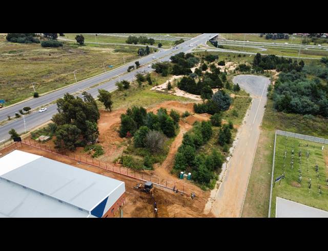 7,034M² VACANT LAND FOR SALE IN AEROTON